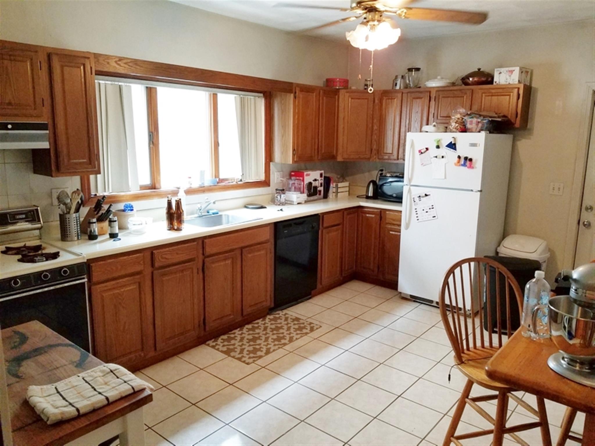 94 Raymond Ave, West Somerville