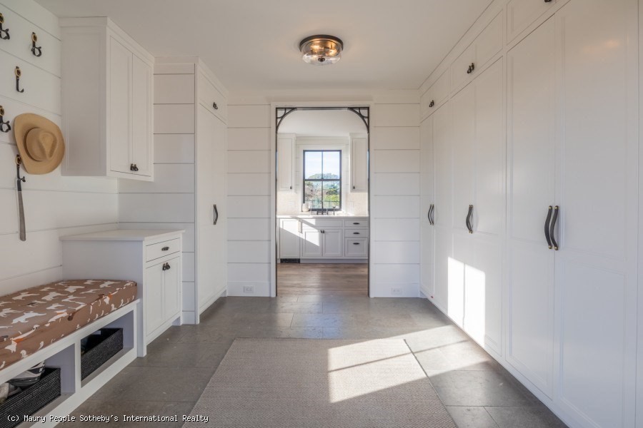 59 South Shore Rd, Surfside