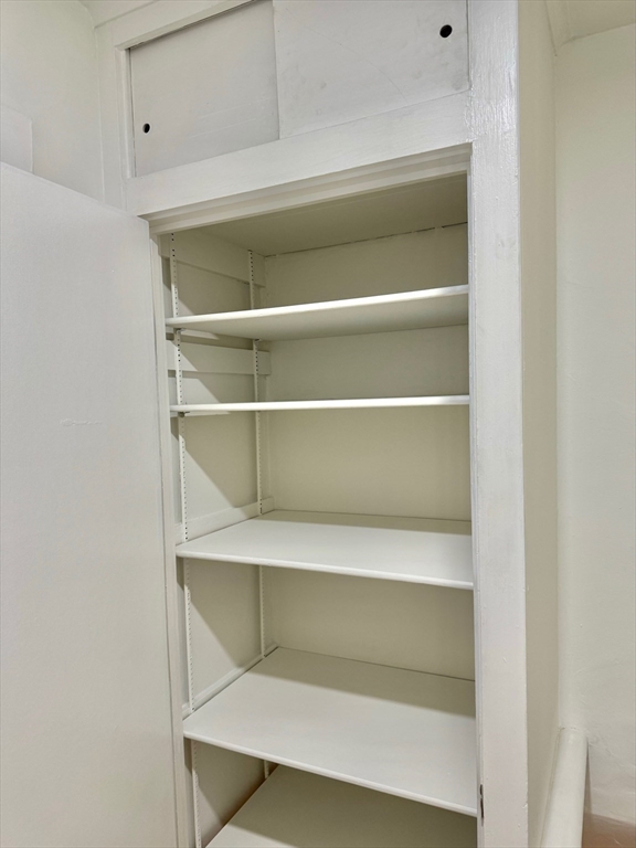 1001 Memorial Dr, Riverside