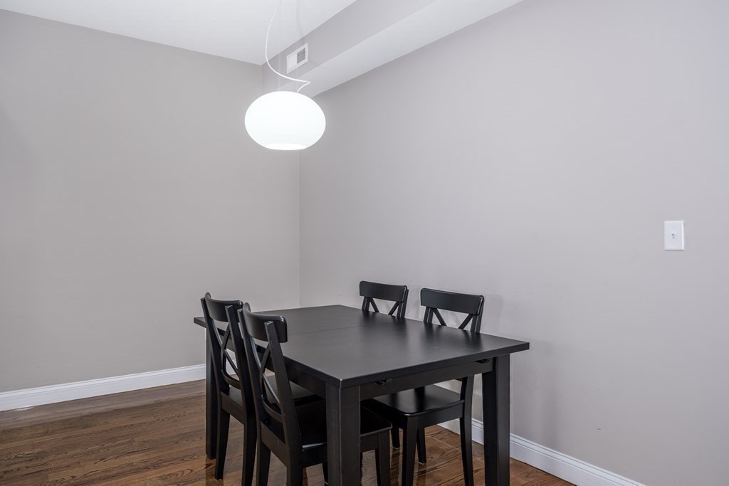 21 Bellevue Ave, Revere