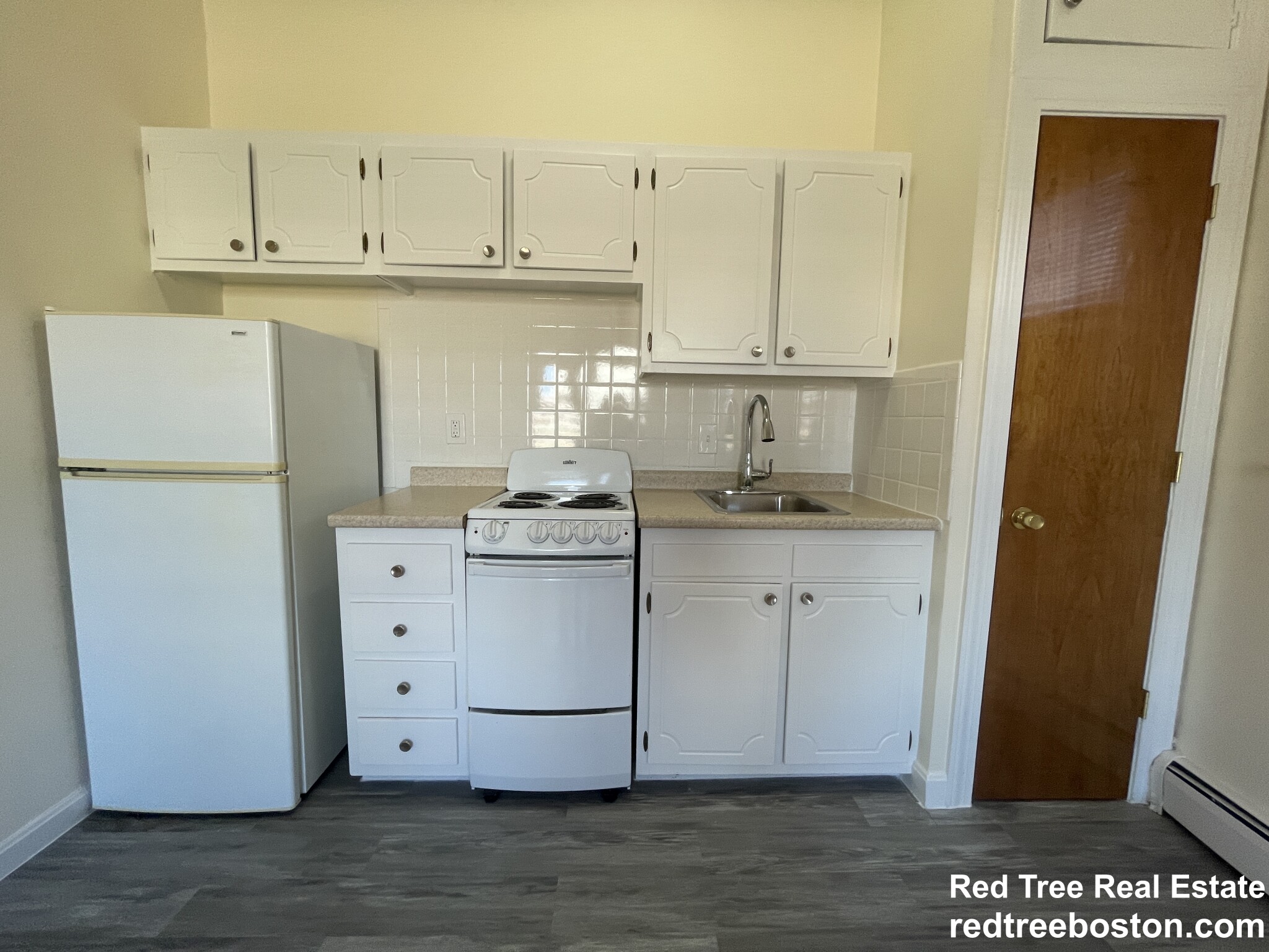 180 North Beacon St, Brighton