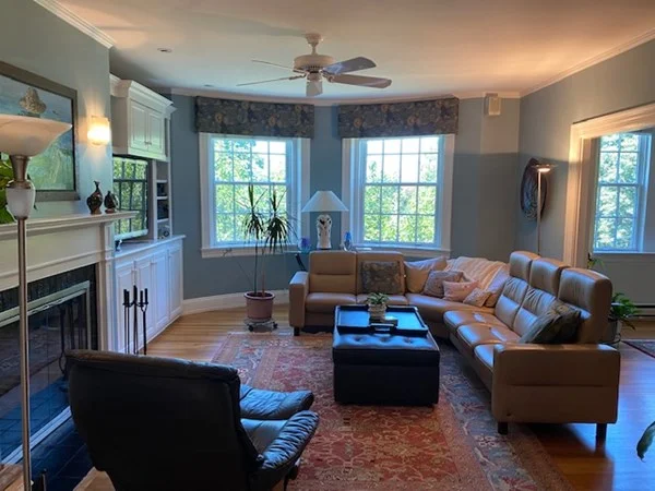 30 Dean Rd, Brookline Hills