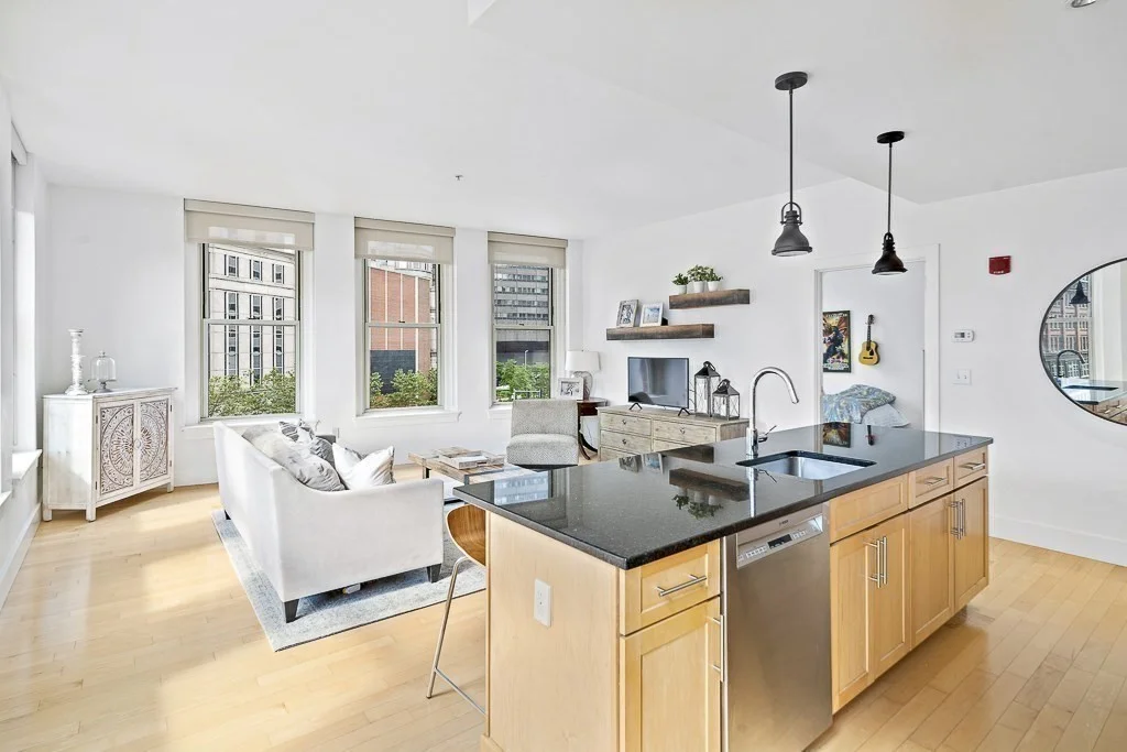 70 Lincoln St, Leather District