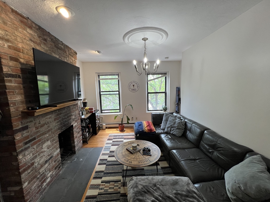 11 Worcester St, South End