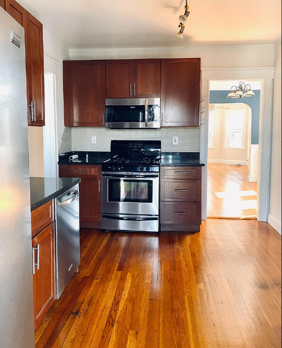 3 bed, 1 bath apartment for rent at 27 Thelma Rd Unit 2, Dorchester — photo 3 of 17