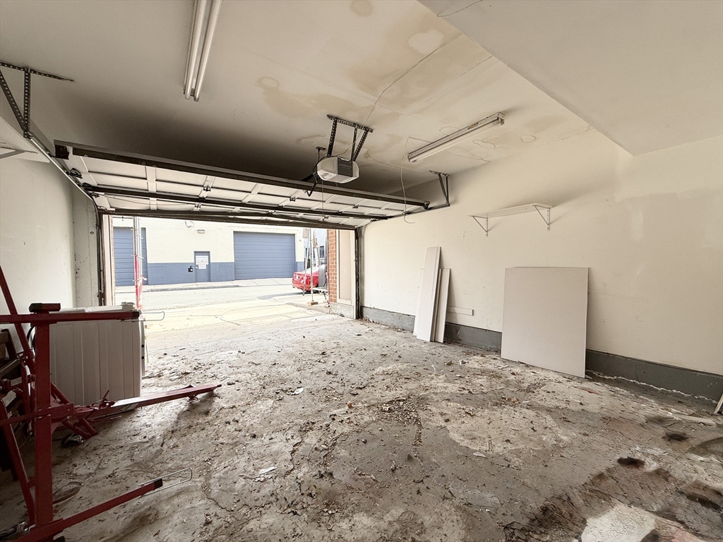 22 Chestnut, Cambridgeport