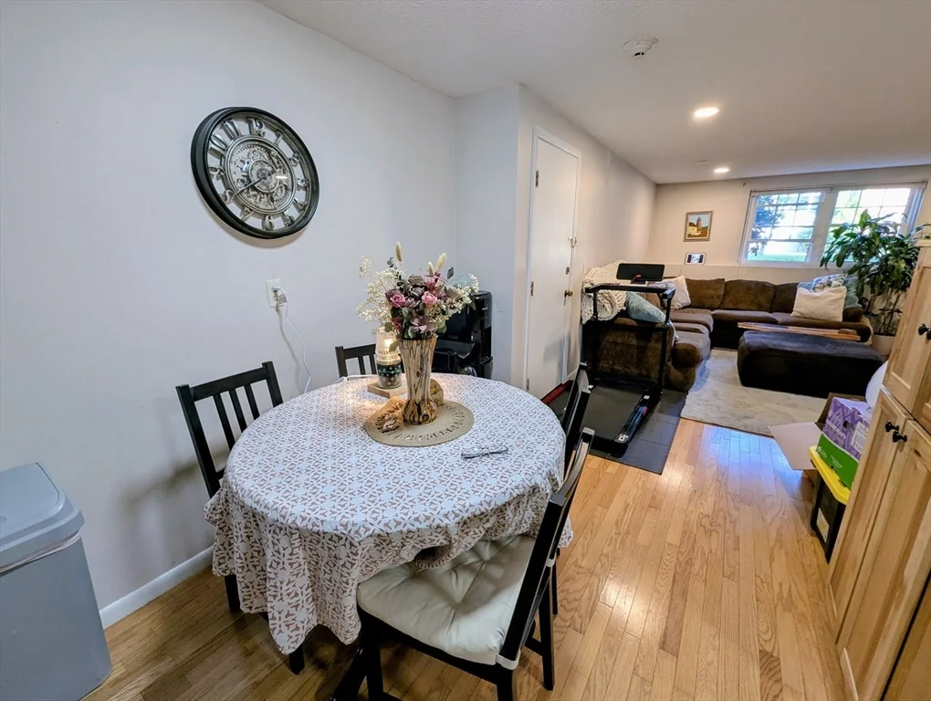 89 Pleasant St, Medfield