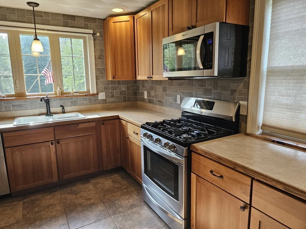 26 Purchase St, Rehoboth