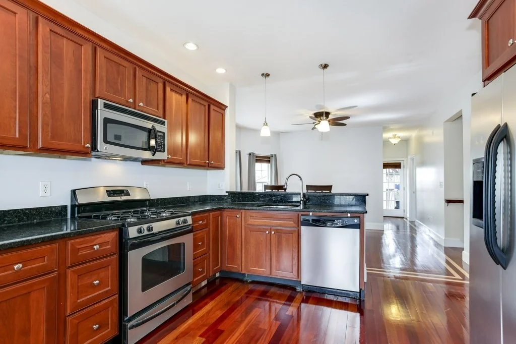 77 Adams St, Tufts University