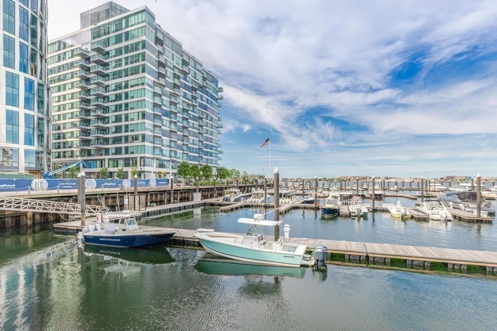 50 Liberty Dr, Seaport District