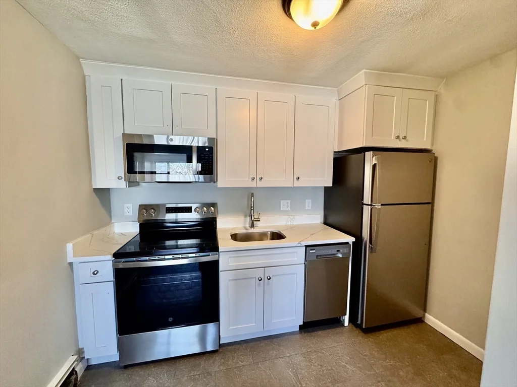 97 Spring St, West Roxbury