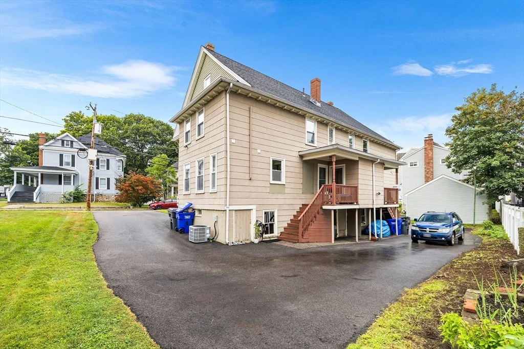 4 State St, Milford