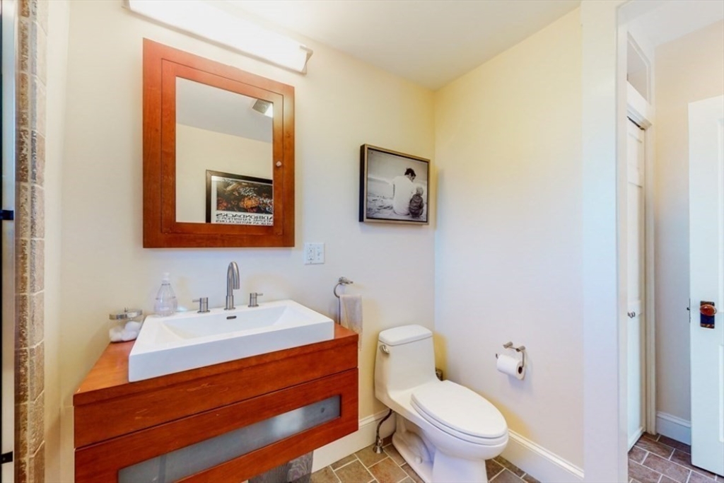 150 Lakeview Ave, West Cambridge