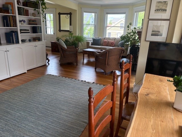 150 Lakeview Ave, West Cambridge