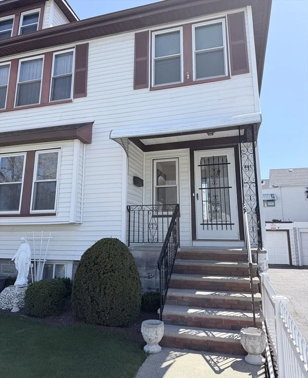861 Fellsway, Medford