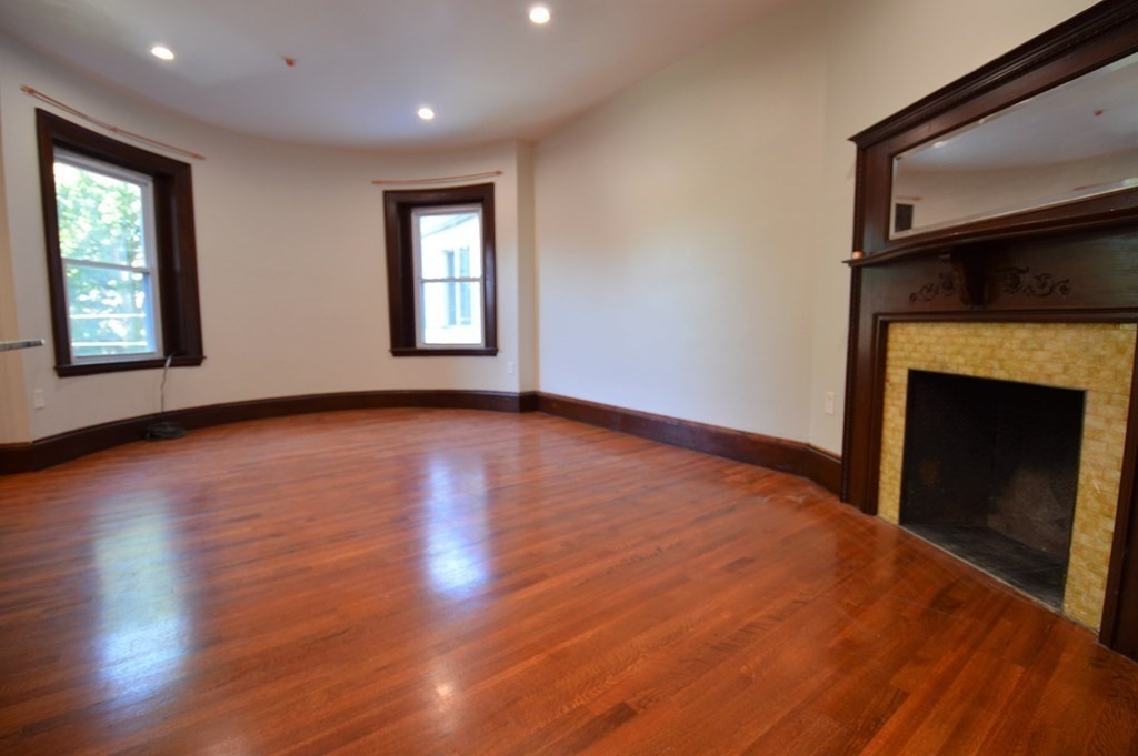 1736 Beacon St, Brookline