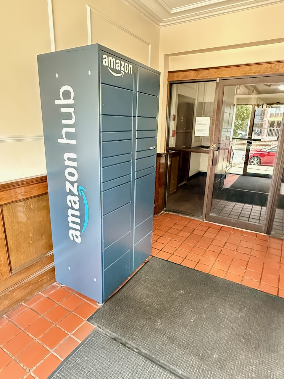 2003 Commonwealth Ave, Brighton