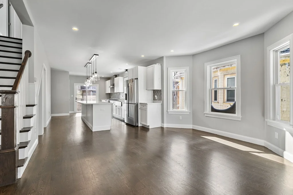 83 Centre St, Dorchester