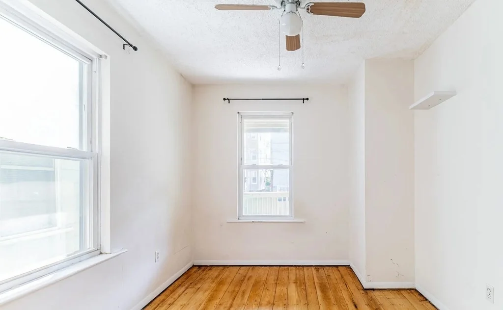 20 Howell St, Dorchester