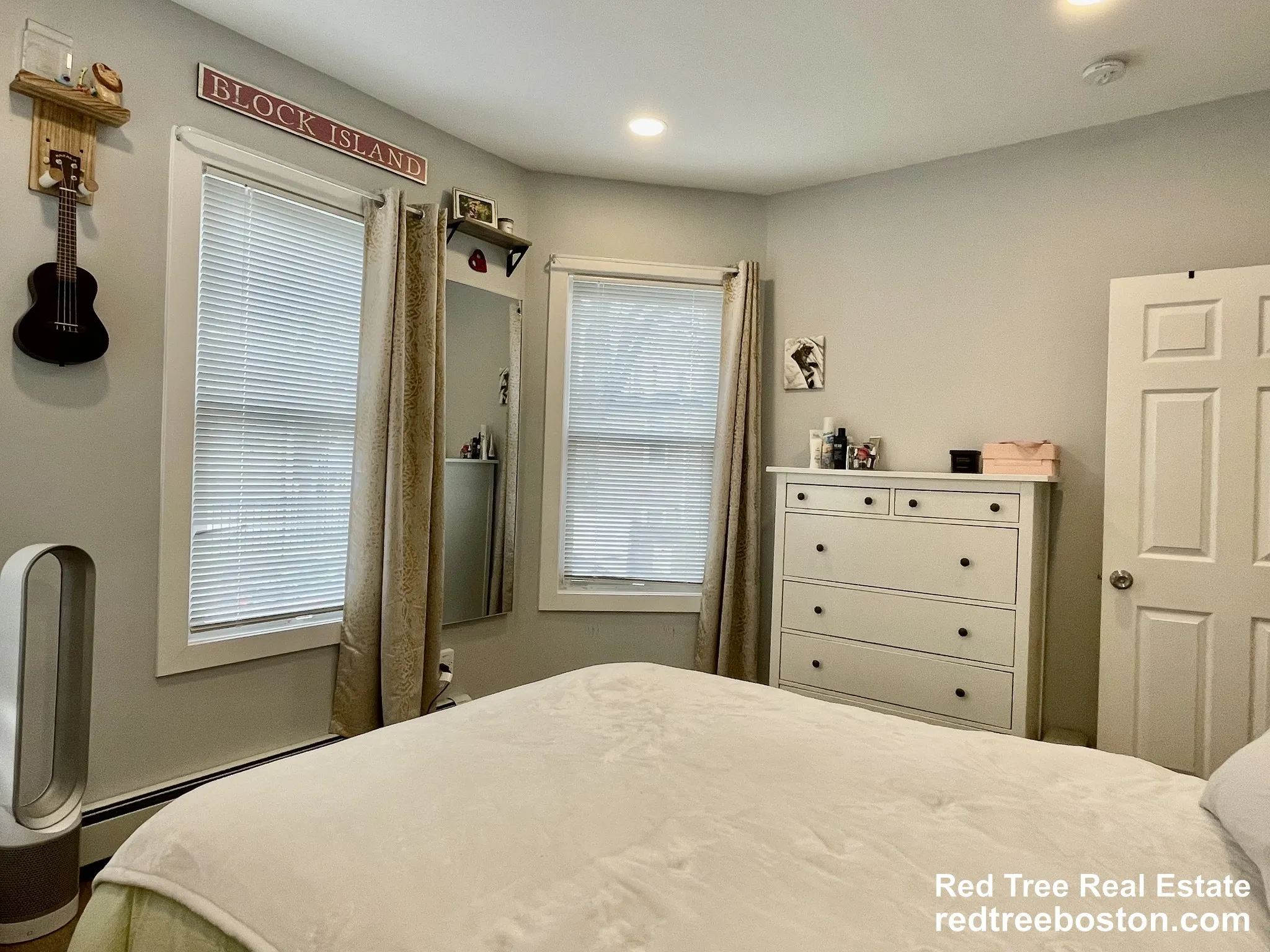 11 Pearl Ter, East Somerville