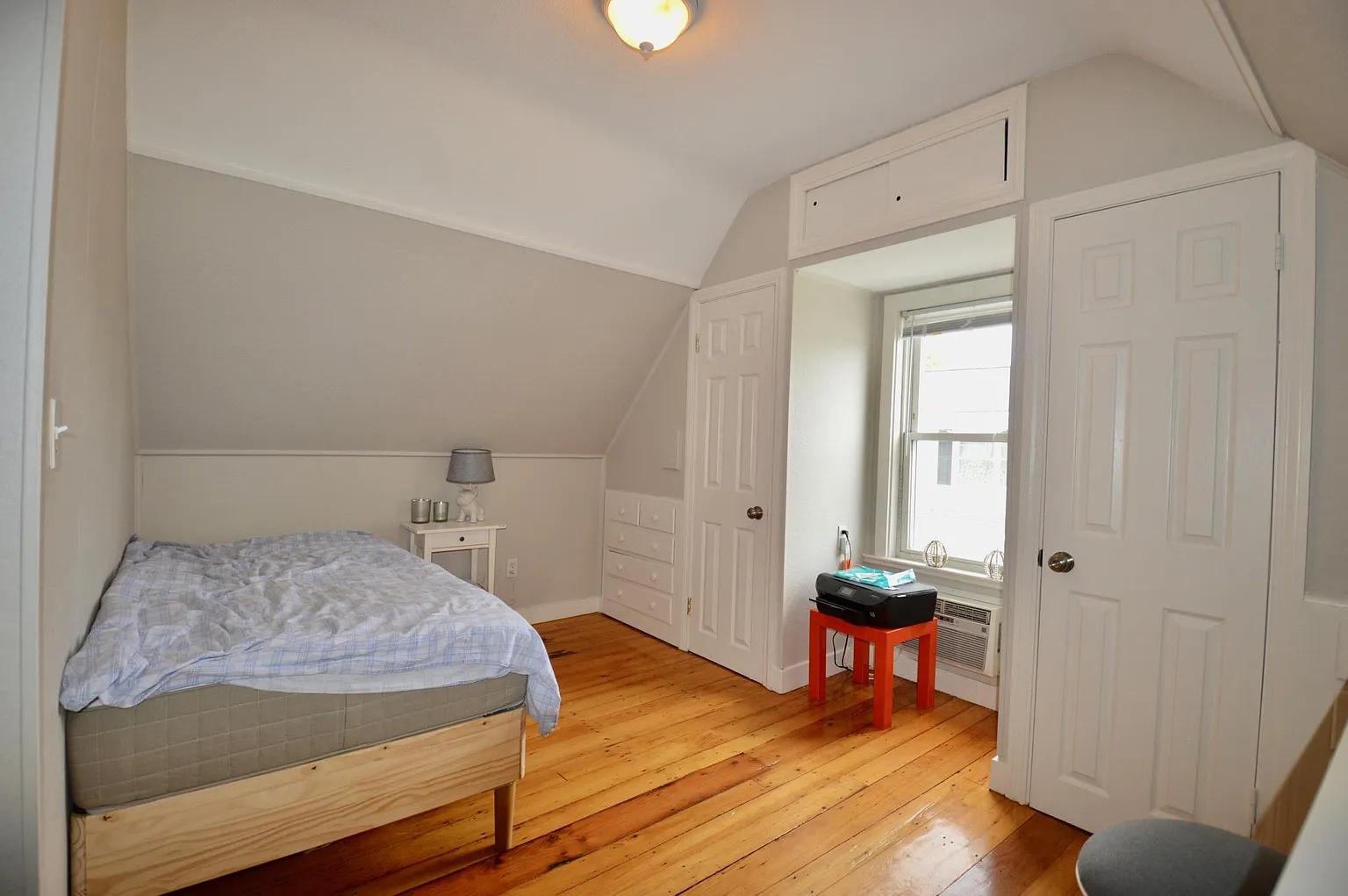 8 Trafford St, Quincy