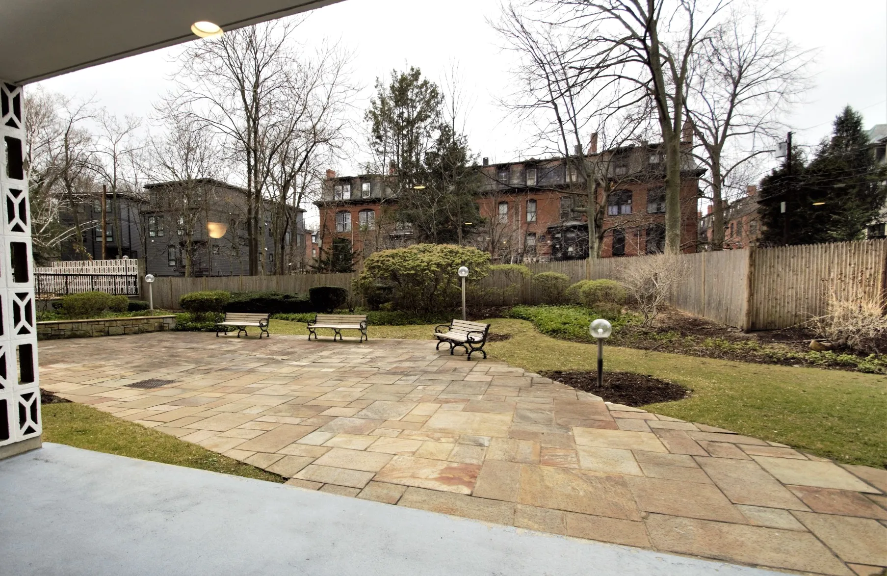 101 Monmouth St, Longwood