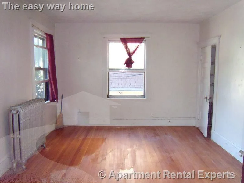 79 College Ave, Davis Square