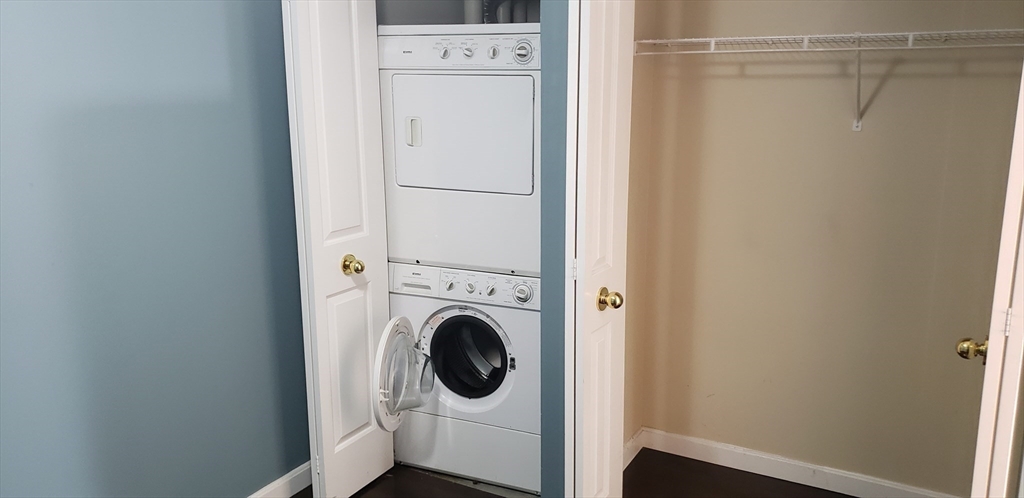 8 Museum Way, East Cambridge