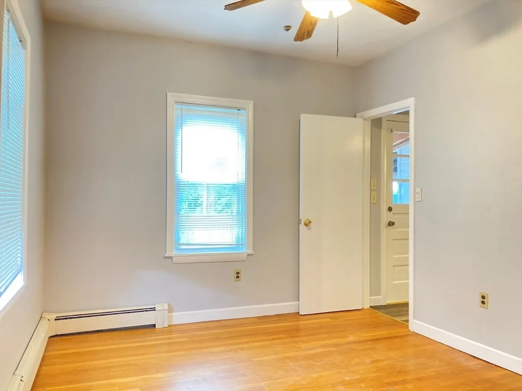 318 Granite St, Quincy