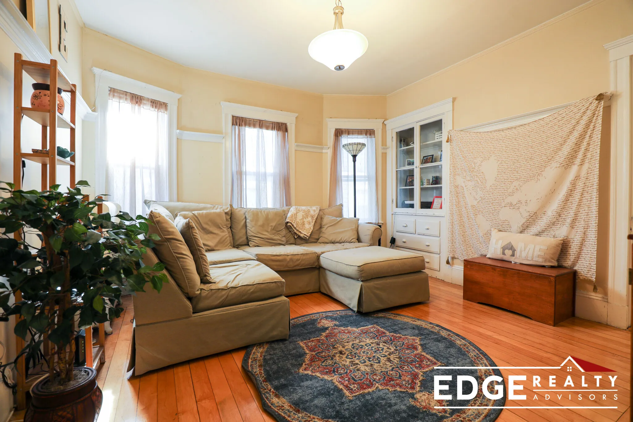 50 Atkins St, Oak Square