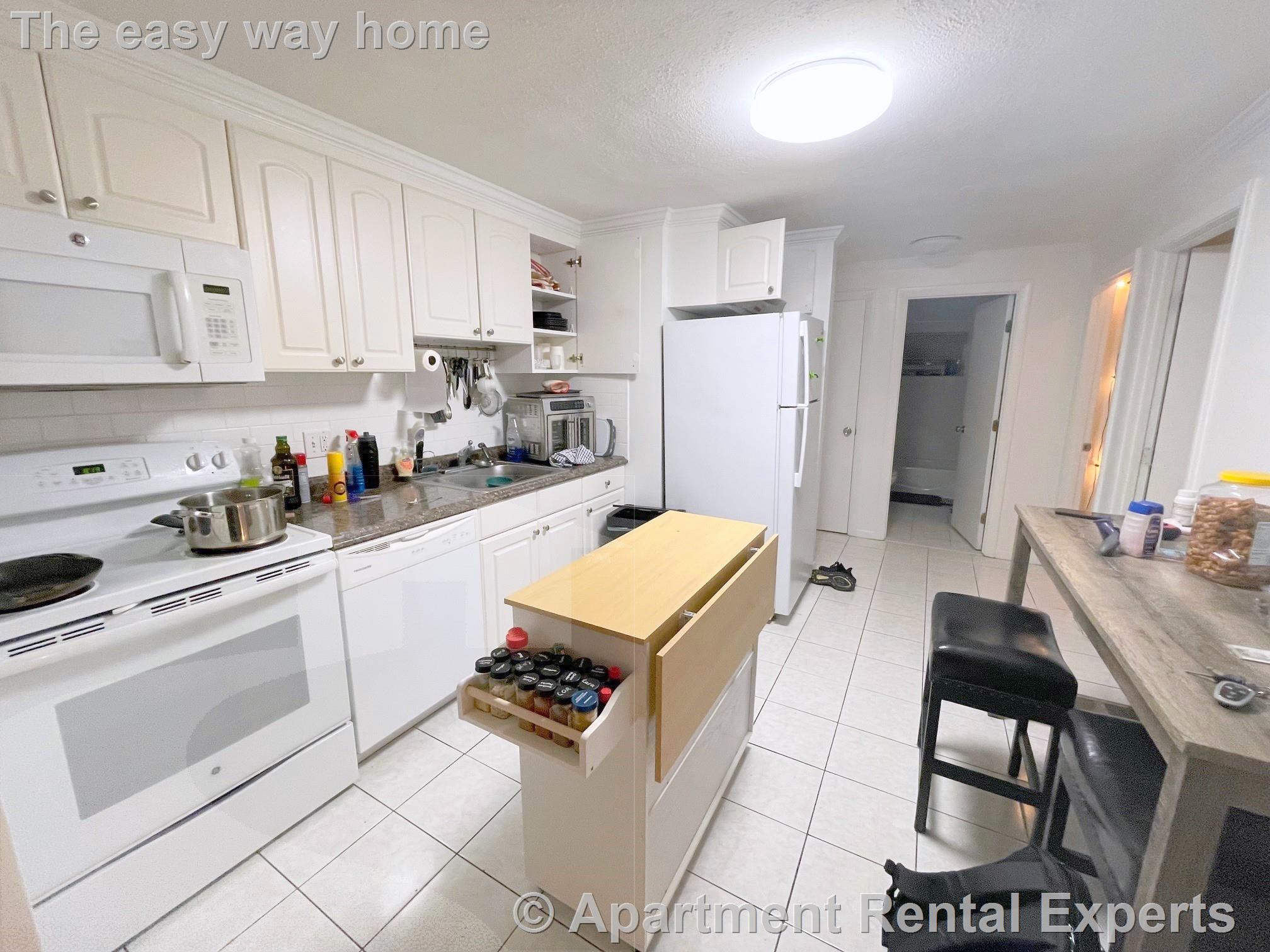 16 Westford St, Allston