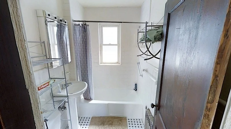 243 Summer, Davis Square