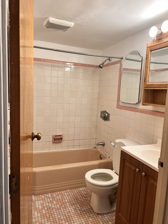11 Commonwealth Ct, Brighton