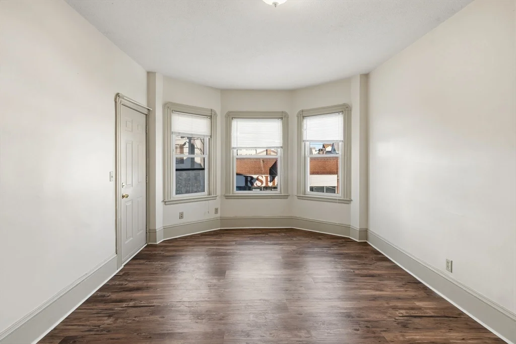 312 Rivet St, New Bedford