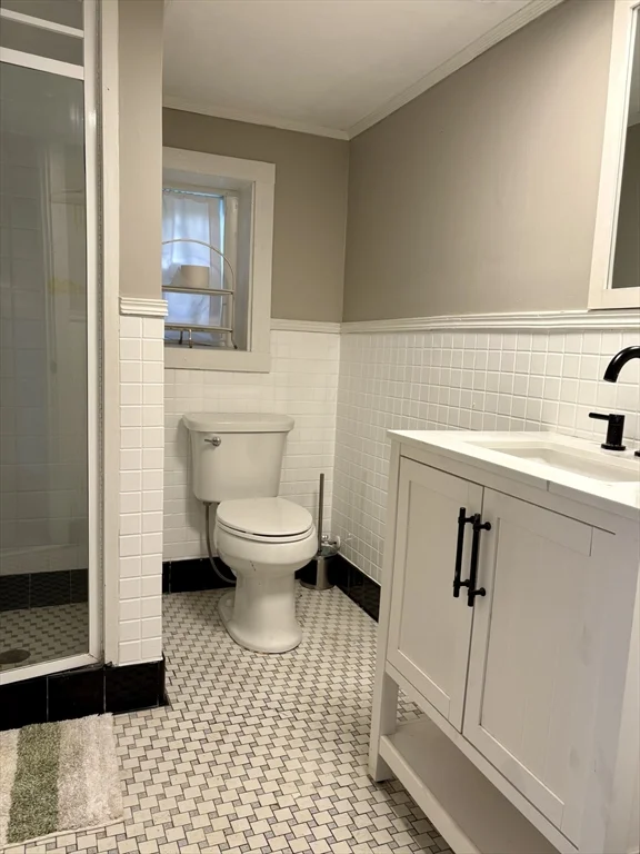 85 Regatta Rd, North Weymouth