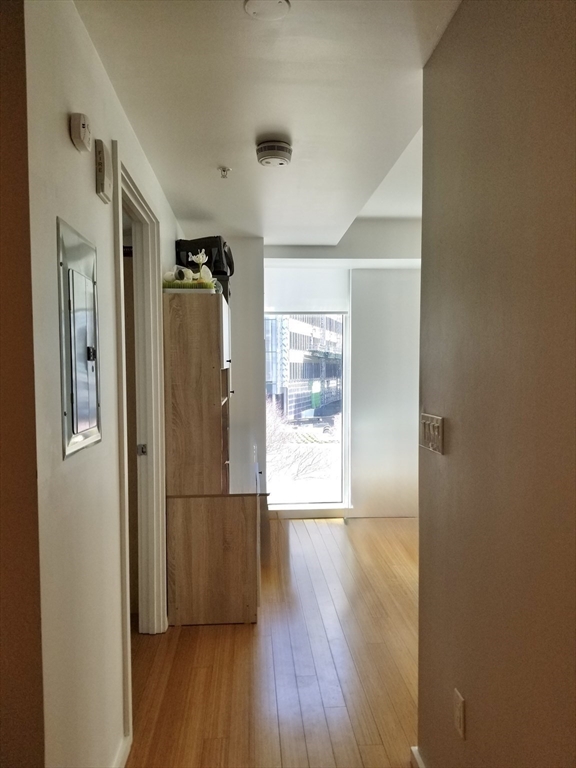 2 Earhart, East Cambridge