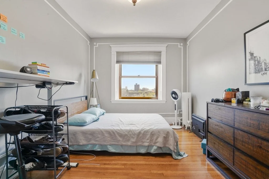 8 Garrison St, Back Bay