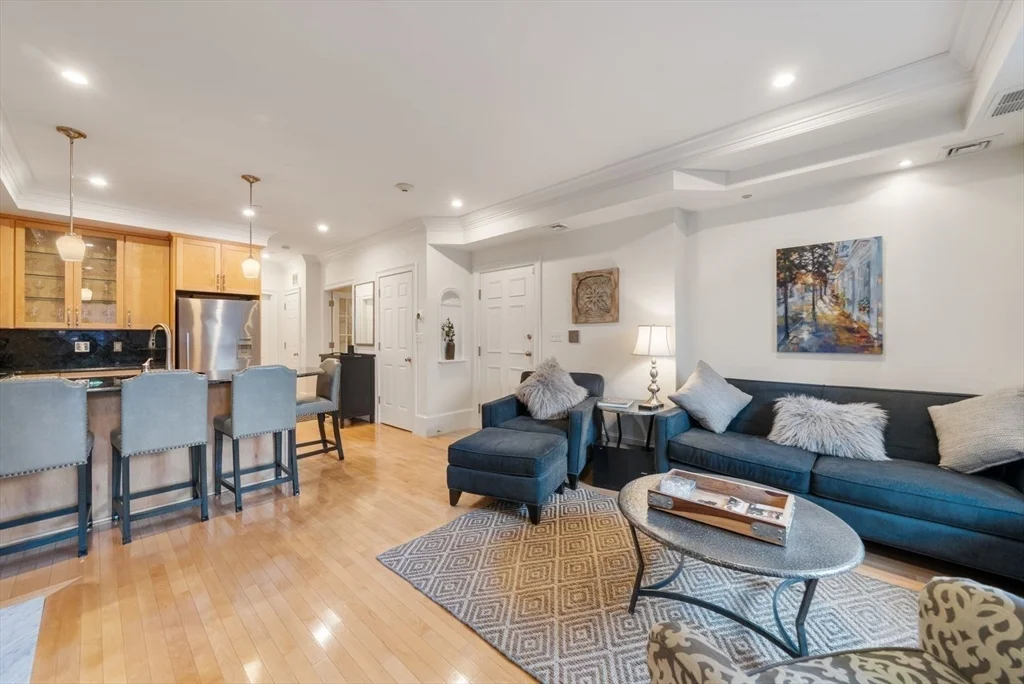 349 Marlborough St, Back Bay