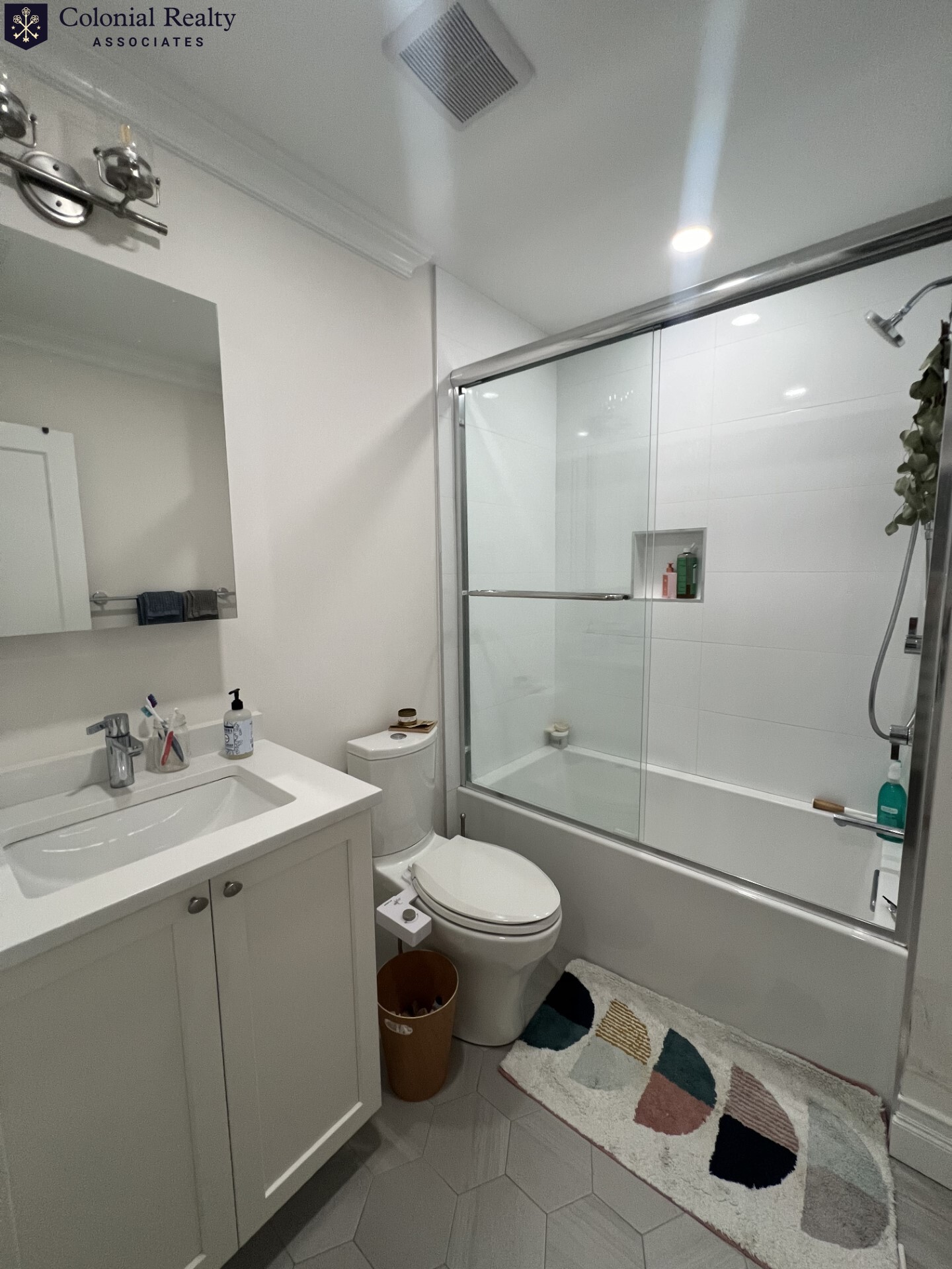 19 Mount Hood Rd, Brighton