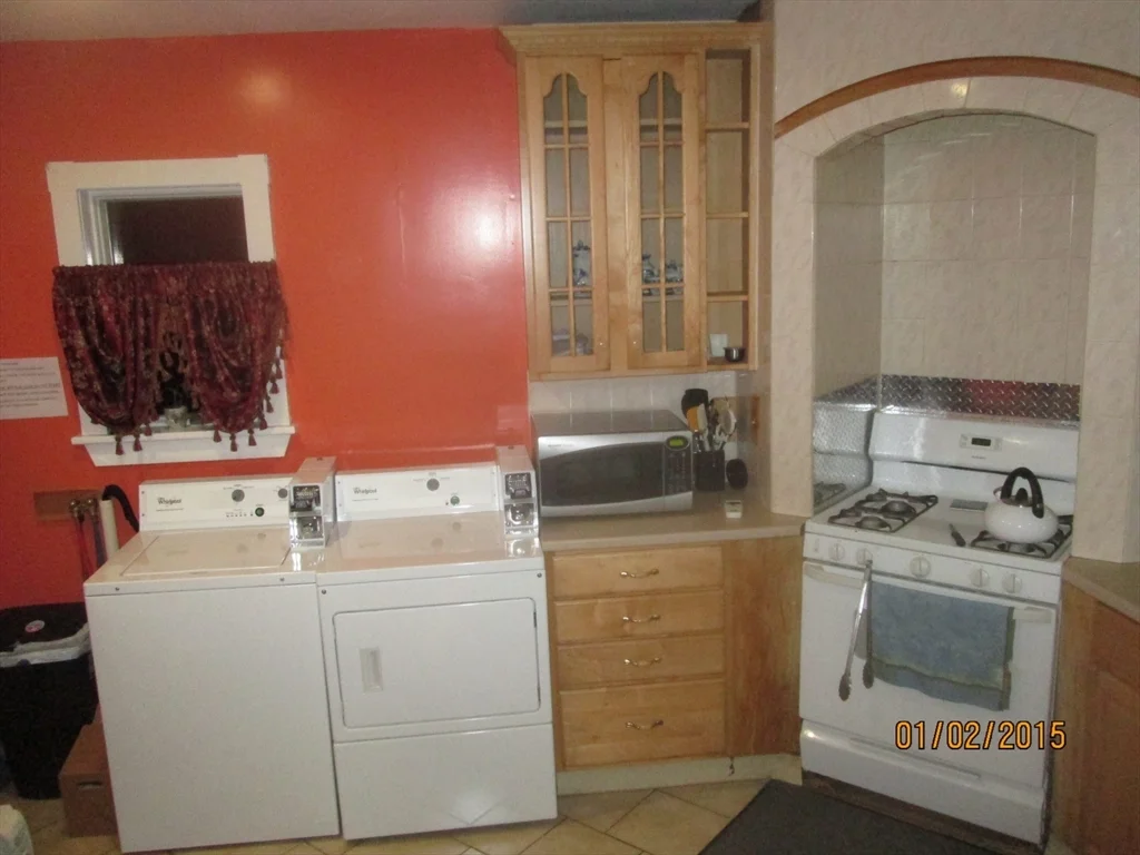 00 Mountain, Dorchester