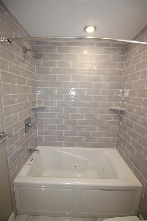 116 Main St, Everett