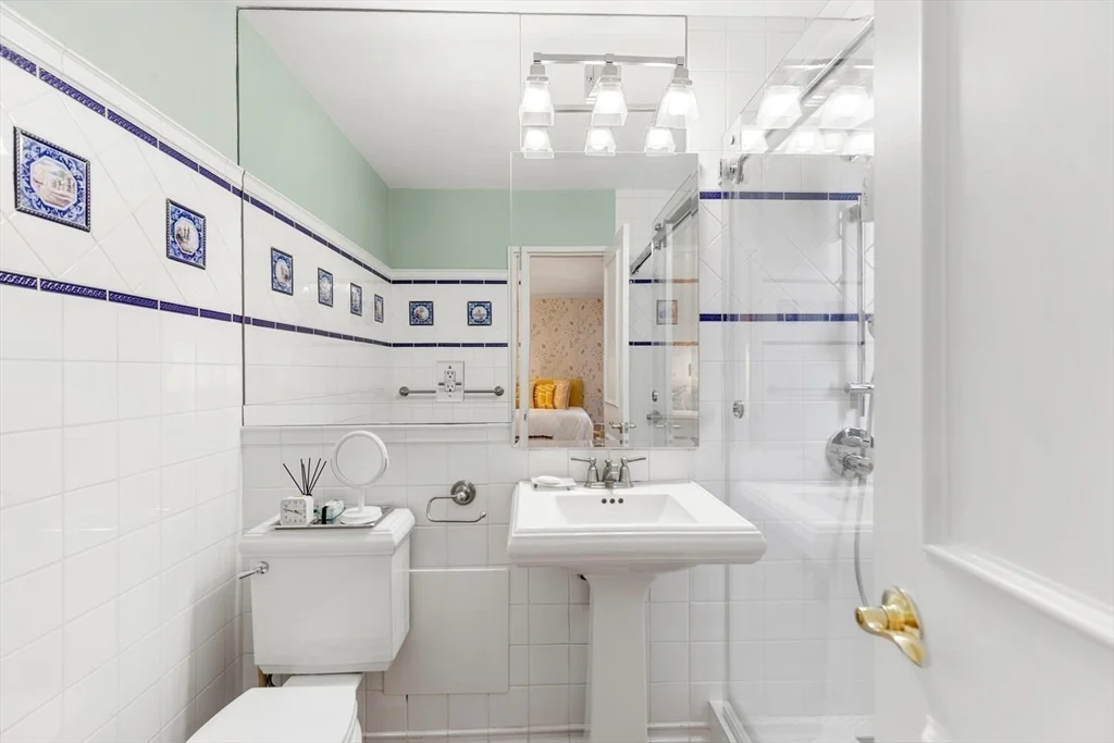 180 Beacon St, Back Bay