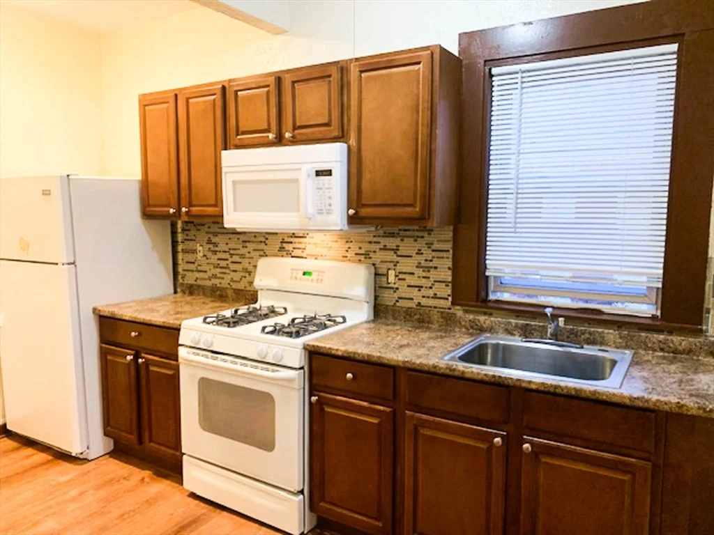 436 Warren Ave, Brockton