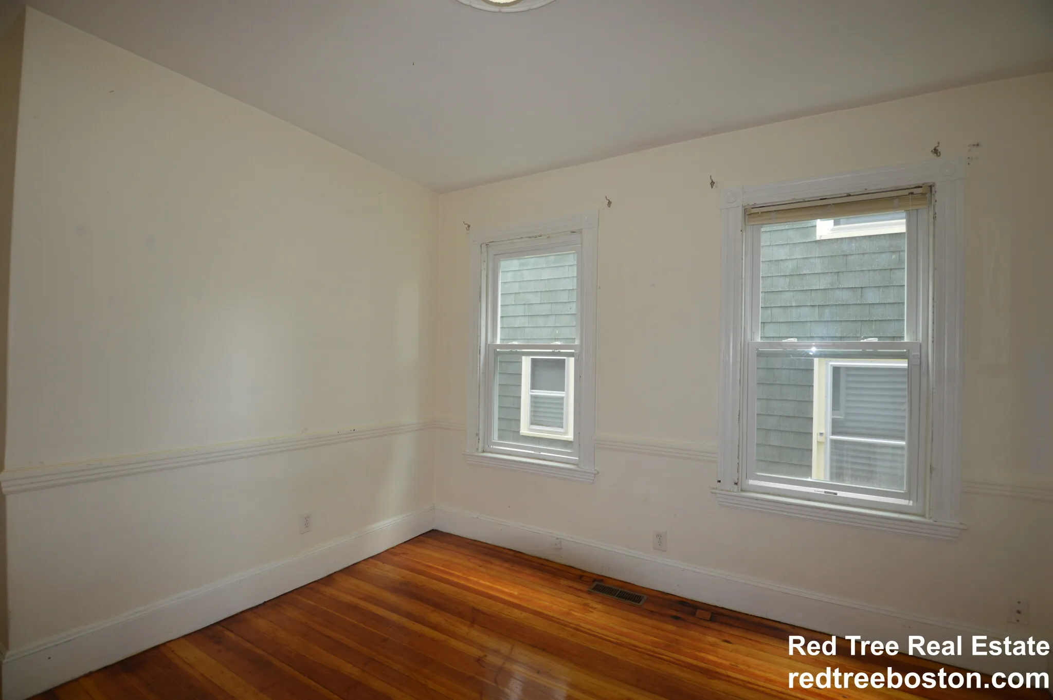 10 Bucknam St, Mission Hill