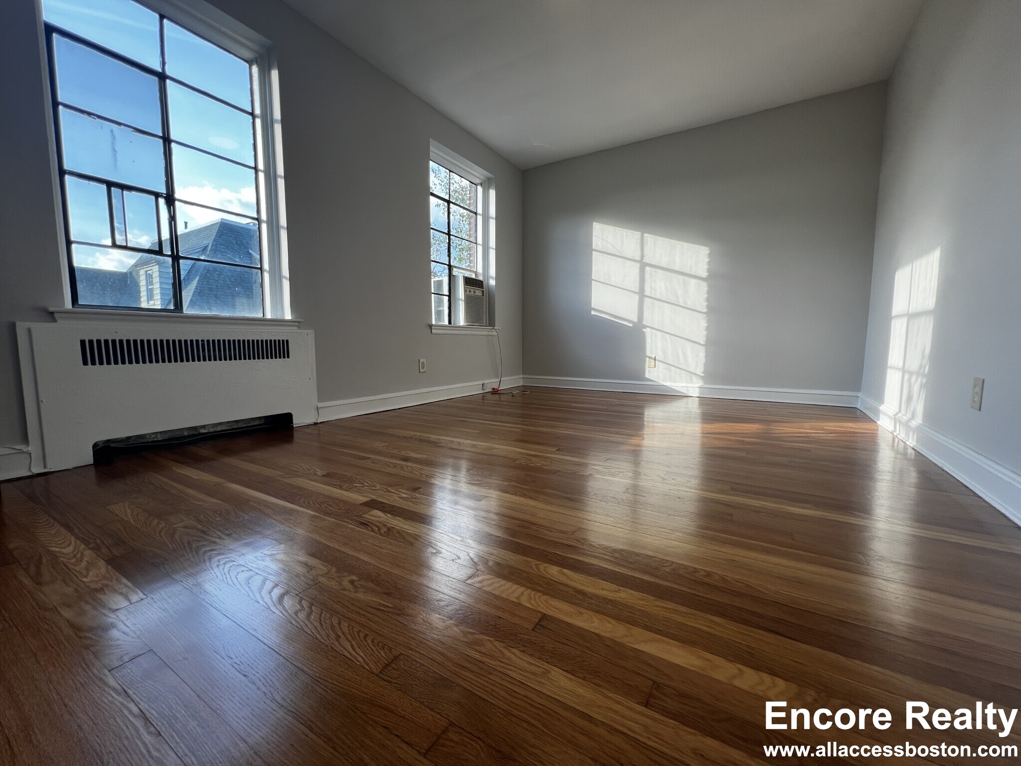 91 Longwood Ave, Coolidge Corner