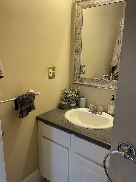 320 W Broadway, South Boston