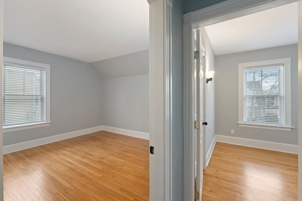 4 Prospect St, Attleboro