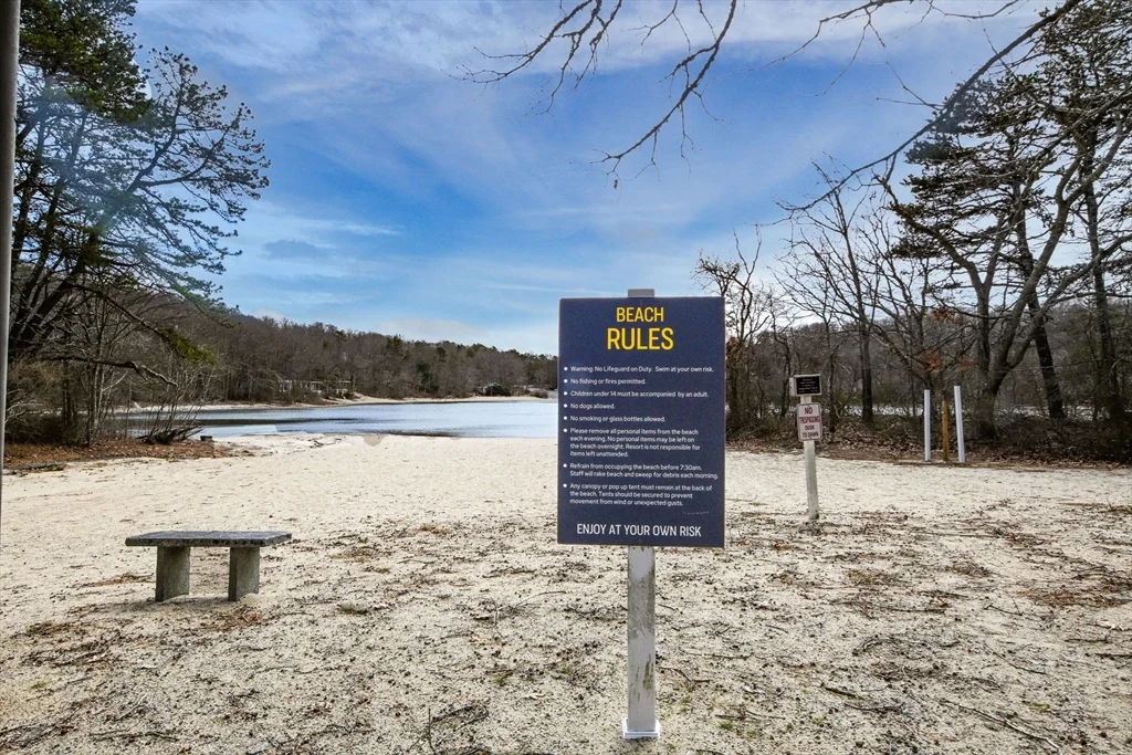 185 Cotuit Rd, Sandwich