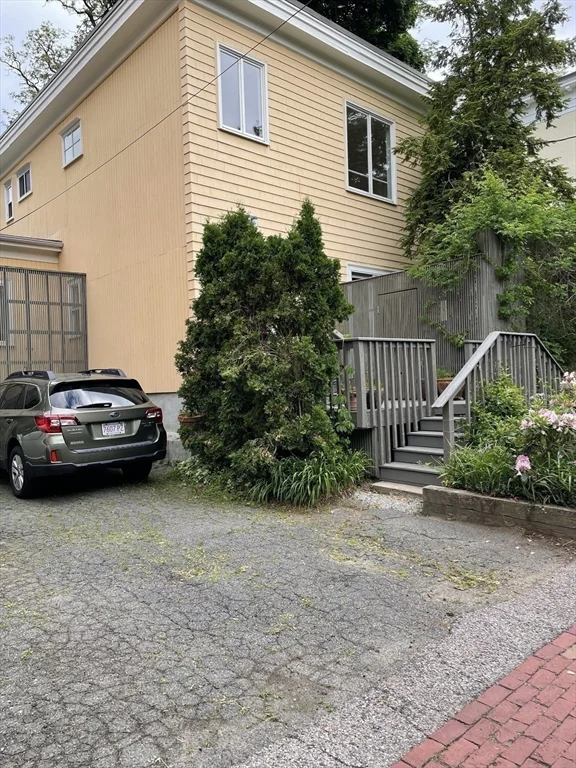 53 Sacramento, Baldwin
