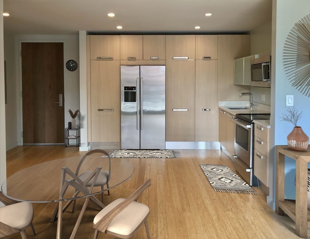 691 Massachusetts Ave, South End